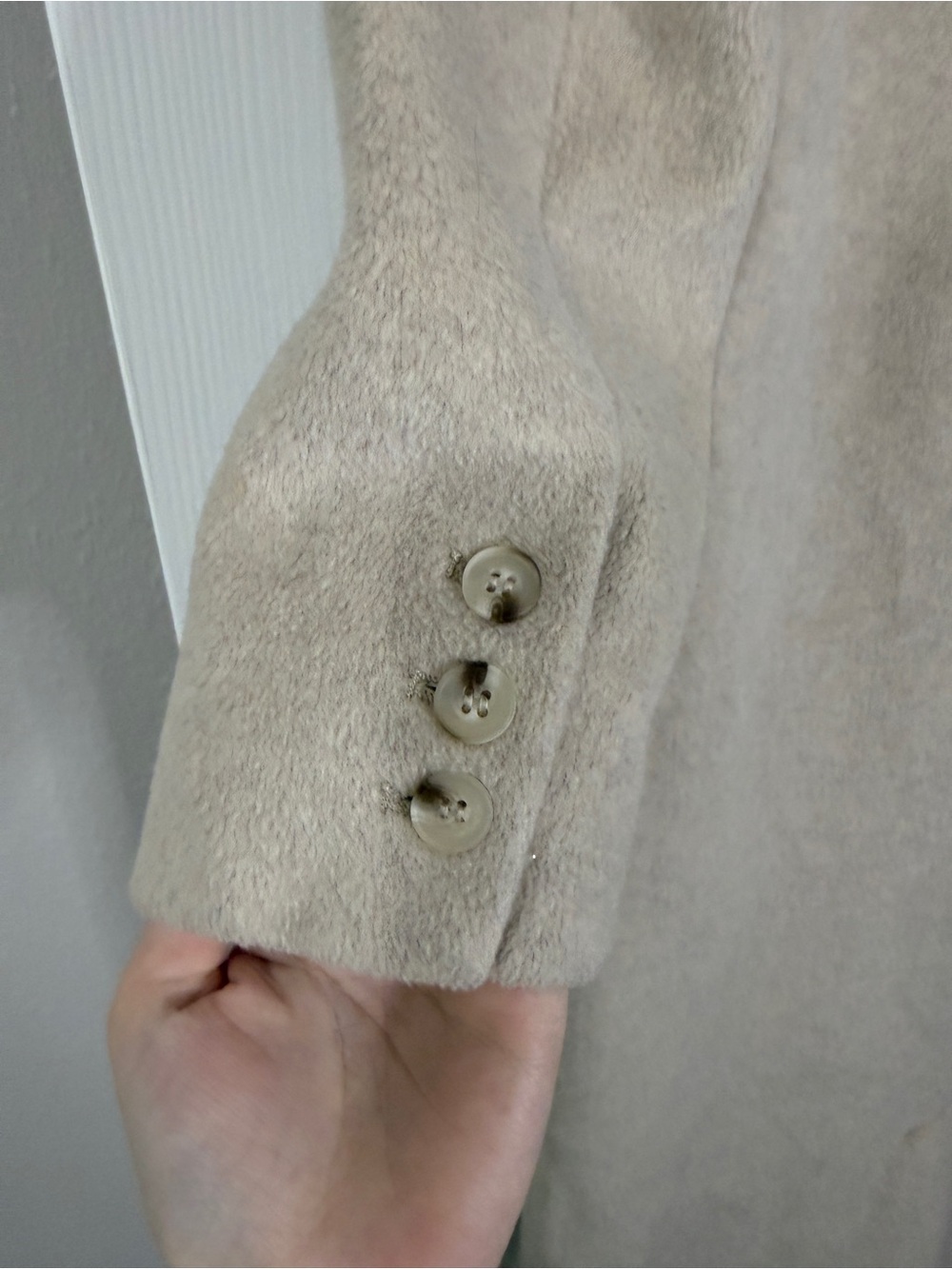 4th + Reckless Seana Boxy Coat in Beige - Picture 7 of 9